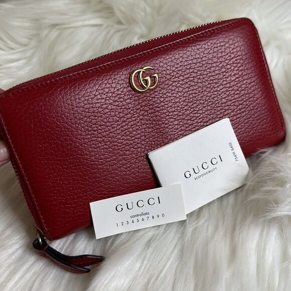 💯Authentic Gucci GG Long Zipped Around Wallet 🍀 - Picture 13 of 15
